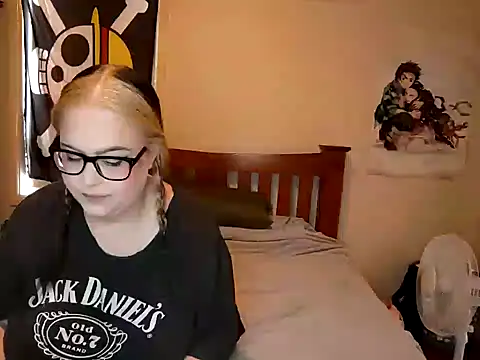 Snapshot of ChubbyBubs chatting on 02/09/25, 03:53 ChubbyBubs online show from 02/09/25, 03:53