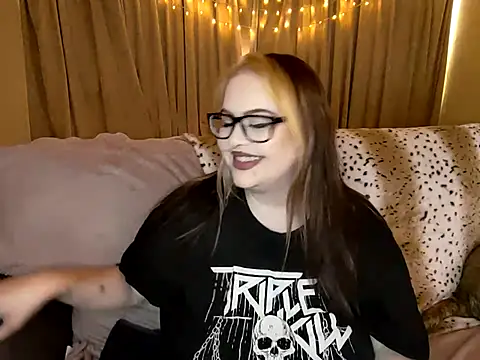 Snapshot of ChubbyBubs chatting on 02/15/25, 05:30 ChubbyBubs online show from 02/15/25, 05:30