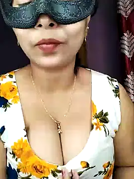Snapshot of sexyvidhya chatting on 12/31/24, 10:48 sexyvidhya online show from 12/31/24, 10:48