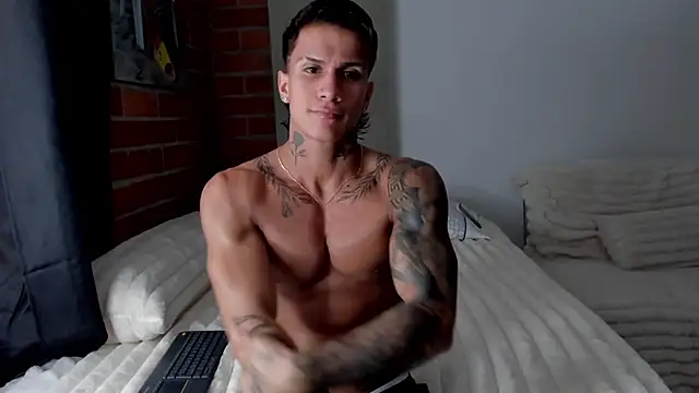 pettergrey1 online show from 11/13/25, 08:52