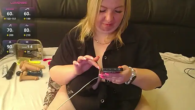 Snapshot of MARGARET_gem chatting on 05/14/26, 03:19 MARGARET gem online show from 05/14/26, 03:19