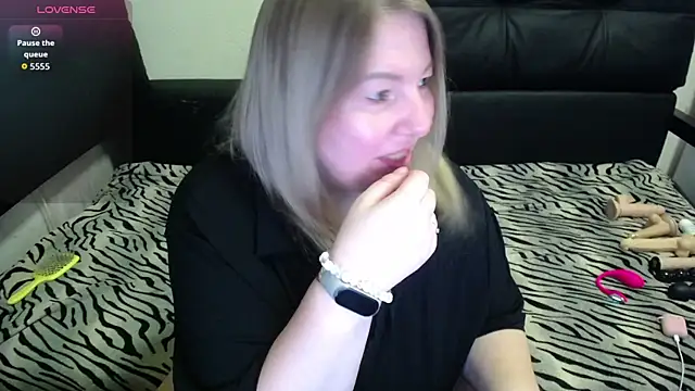 Snapshot of MARGARET_gem chatting on 06/26/26, 06:51 MARGARET gem online show from 06/26/26, 06:51