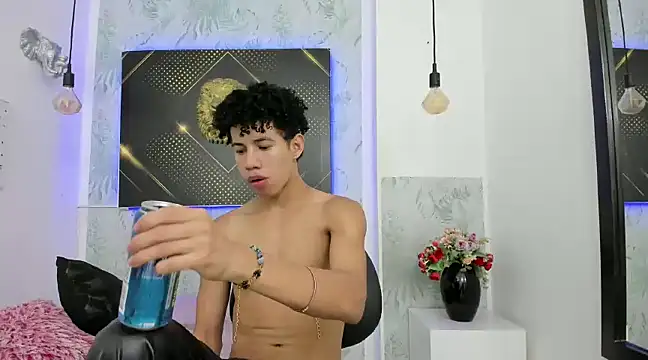 Erick Zhimerman online show from 01/17/25, 03:45