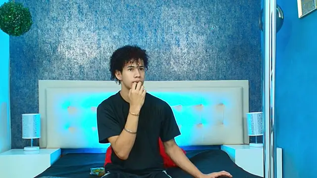 Erick Zhimerman online show from 11/05/25, 04:01