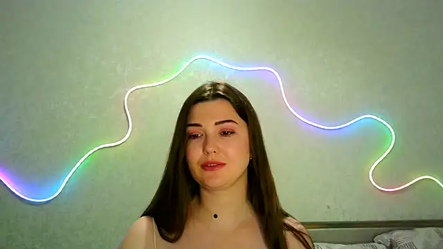 Snapshot of SeductiveTati chatting on 06/07/26, 09:18 SeductiveTati online show from 06/07/26, 09:18