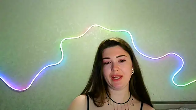 Snapshot of SeductiveTati chatting on 06/27/26, 10:04 SeductiveTati online show from 06/27/26, 10:04