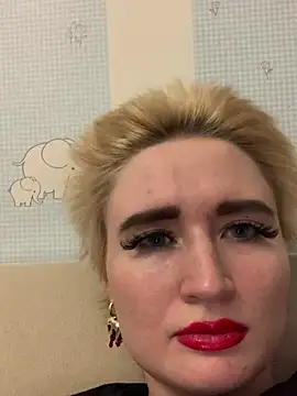 Charlotteeroseee online show from 02/10/25, 03:53