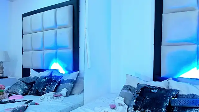 Snapshot of LaurenHu chatting on 02/03/25, 05:51 LaurenHu online show from 02/03/25, 05:51