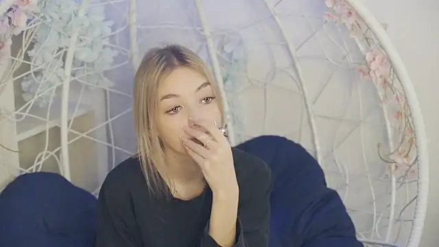 FlairCunard online show from 01/24/25, 03:13