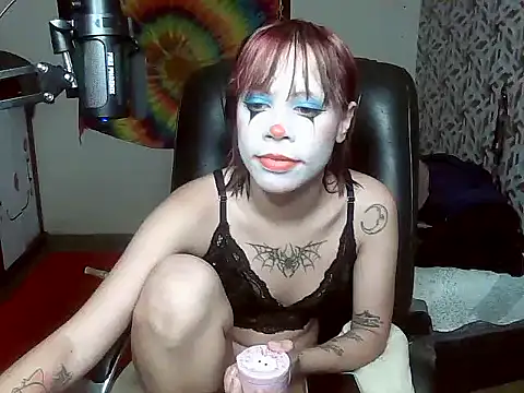 Snapshot of Liv_Alt chatting on 04/01/26, 06:05 Liv Alt online show from 04/01/26, 06:05