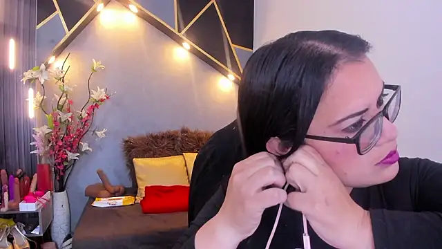 Snapshot of brigittemiller chatting on 02/20/26, 01:24 brigittemiller online show from 02/20/26, 01:24