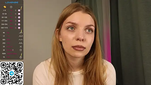 Snapshot of ElswythDecoursey chatting on 01/28/25, 05:03 ElswythDecoursey online show from 01/28/25, 05:03