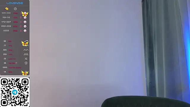 Snapshot of ElswythDecoursey chatting on 02/05/25, 12:20 ElswythDecoursey online show from 02/05/25, 12:20