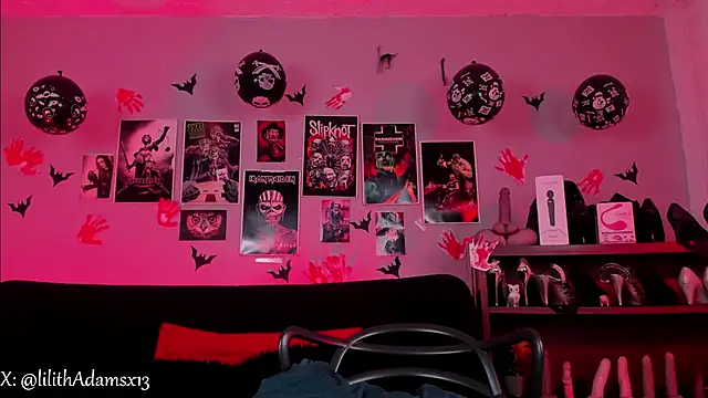 lilith-deveraux online show from 11/26/25, 04:08