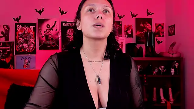 lilith-deveraux online show from 04/15/26, 01:56