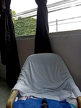 Snapshot of Karii-R chatting on 03/11/26, 04:02 Karii-R online show from 03/11/26, 04:02