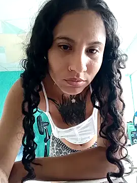 Snapshot of Karii-R chatting on 03/13/26, 05:08 Karii-R online show from 03/13/26, 05:08