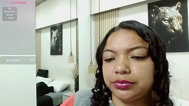 virtual charm online show from 01/17/25, 05:19