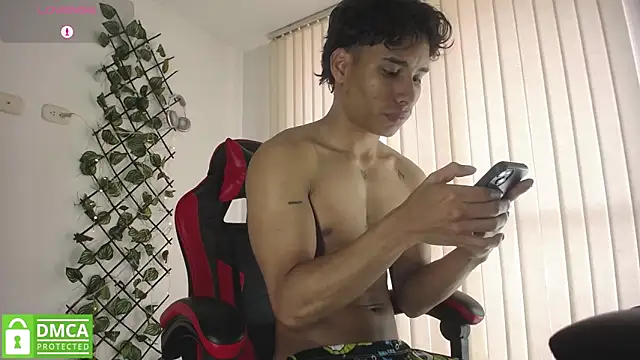 Snapshot of darkviper26 chatting on 02/01/26, 03:21 darkviper26 online show from 02/01/26, 03:21