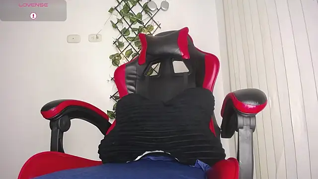 Snapshot of darkviper26 chatting on 03/24/26, 09:36 darkviper26 online show from 03/24/26, 09:36