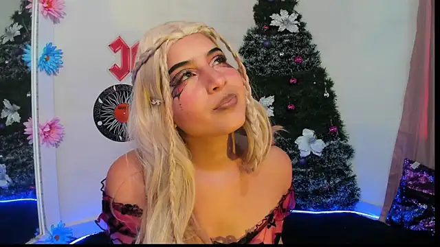 Snapshot of _dahian14_ chatting on 12/28/24, 04:30 dahian14 online show from 12/28/24, 04:30