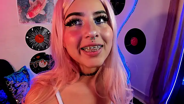 Snapshot of _dahian14_ chatting on 02/12/25, 11:29 dahian14 online show from 02/12/25, 11:29