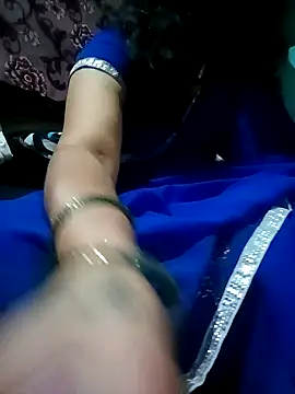 Snapshot of gunjan22 chatting on 12/28/24, 07:00 gunjan22 online show from 12/28/24, 07:00