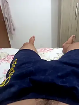 Snapshot of Edwardsky000 chatting on 01/14/25, 03:01 Edwardsky000 online show from 01/14/25, 03:01