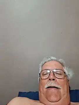 Snapshot of NawtyB1965 chatting on 11/01/25, 03:41 NawtyB1965 online show from 11/01/25, 03:41