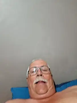 Snapshot of NawtyB1965 chatting on 02/02/26, 03:49 NawtyB1965 online show from 02/02/26, 03:49