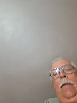 Snapshot of NawtyB1965 chatting on 02/14/26, 03:58 NawtyB1965 online show from 02/14/26, 03:58