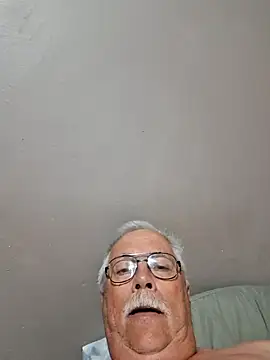 Snapshot of NawtyB1965 chatting on 03/01/26, 04:14 NawtyB1965 online show from 03/01/26, 04:14