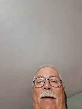 Snapshot of NawtyB1965 chatting on 03/29/26, 04:34 NawtyB1965 online show from 03/29/26, 04:34