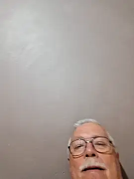 Snapshot of NawtyB1965 chatting on 04/02/26, 04:10 NawtyB1965 online show from 04/02/26, 04:10