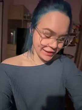 Snapshot of MaddisonHaas chatting on 12/03/24, 12:49 MaddisonHaas online show from 12/03/24, 12:49