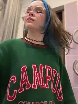 Snapshot of MaddisonHaas chatting on 12/07/24, 10:50 MaddisonHaas online show from 12/07/24, 10:50