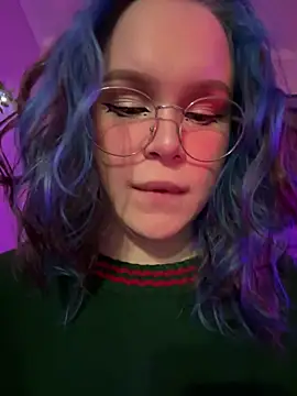 Snapshot of MaddisonHaas chatting on 12/13/24, 09:41 MaddisonHaas online show from 12/13/24, 09:41