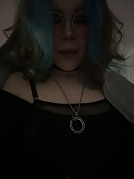 Snapshot of MaddisonHaas chatting on 12/23/24, 09:18 MaddisonHaas online show from 12/23/24, 09:18