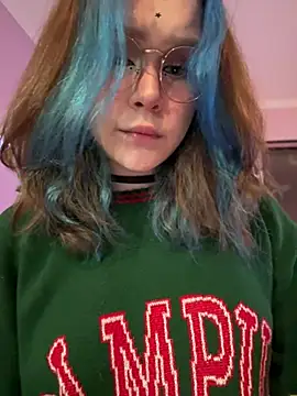 Snapshot of MaddisonHaas chatting on 01/16/25, 12:45 MaddisonHaas online show from 01/16/25, 12:45