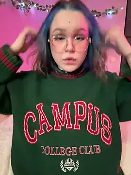 Snapshot of MaddisonHaas chatting on 01/17/25, 02:29 MaddisonHaas online show from 01/17/25, 02:29