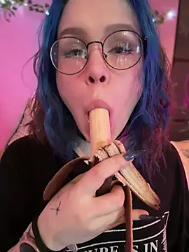 Snapshot of MaddisonHaas chatting on 01/26/25, 05:23 MaddisonHaas online show from 01/26/25, 05:23