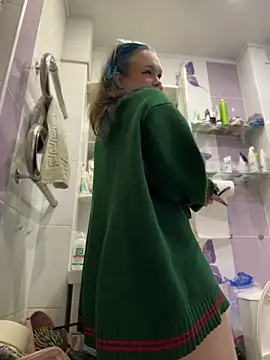 Snapshot of MaddisonHaas chatting on 02/05/25, 12:20 MaddisonHaas online show from 02/05/25, 12:20