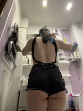 Snapshot of MaddisonHaas chatting on 02/11/25, 01:52 MaddisonHaas online show from 02/11/25, 01:52