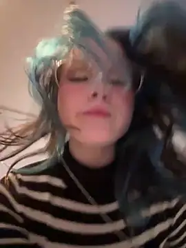 Snapshot of MaddisonHaas chatting on 02/16/25, 09:16 MaddisonHaas online show from 02/16/25, 09:16