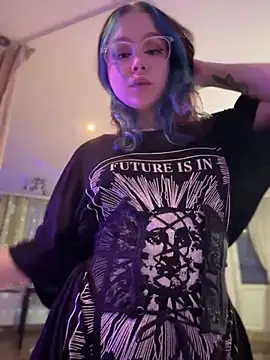 Snapshot of MaddisonHaas chatting on 02/22/25, 02:50 MaddisonHaas online show from 02/22/25, 02:50