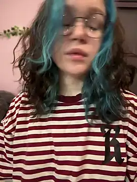 Snapshot of MaddisonHaas chatting on 03/01/25, 07:48 MaddisonHaas online show from 03/01/25, 07:48