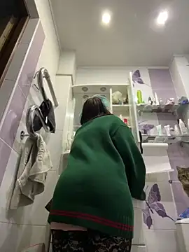 Snapshot of MaddisonHaas chatting on 03/09/25, 10:52 MaddisonHaas online show from 03/09/25, 10:52