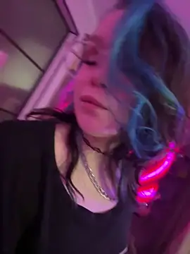 Snapshot of MaddisonHaas chatting on 03/18/25, 02:47 MaddisonHaas online show from 03/18/25, 02:47