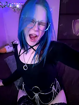 Snapshot of MaddisonHaas chatting on 09/10/25, 12:21 MaddisonHaas online show from 09/10/25, 12:21