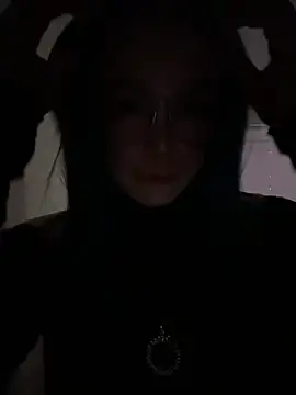 Snapshot of MaddisonHaas chatting on 10/09/25, 12:19 MaddisonHaas online show from 10/09/25, 12:19